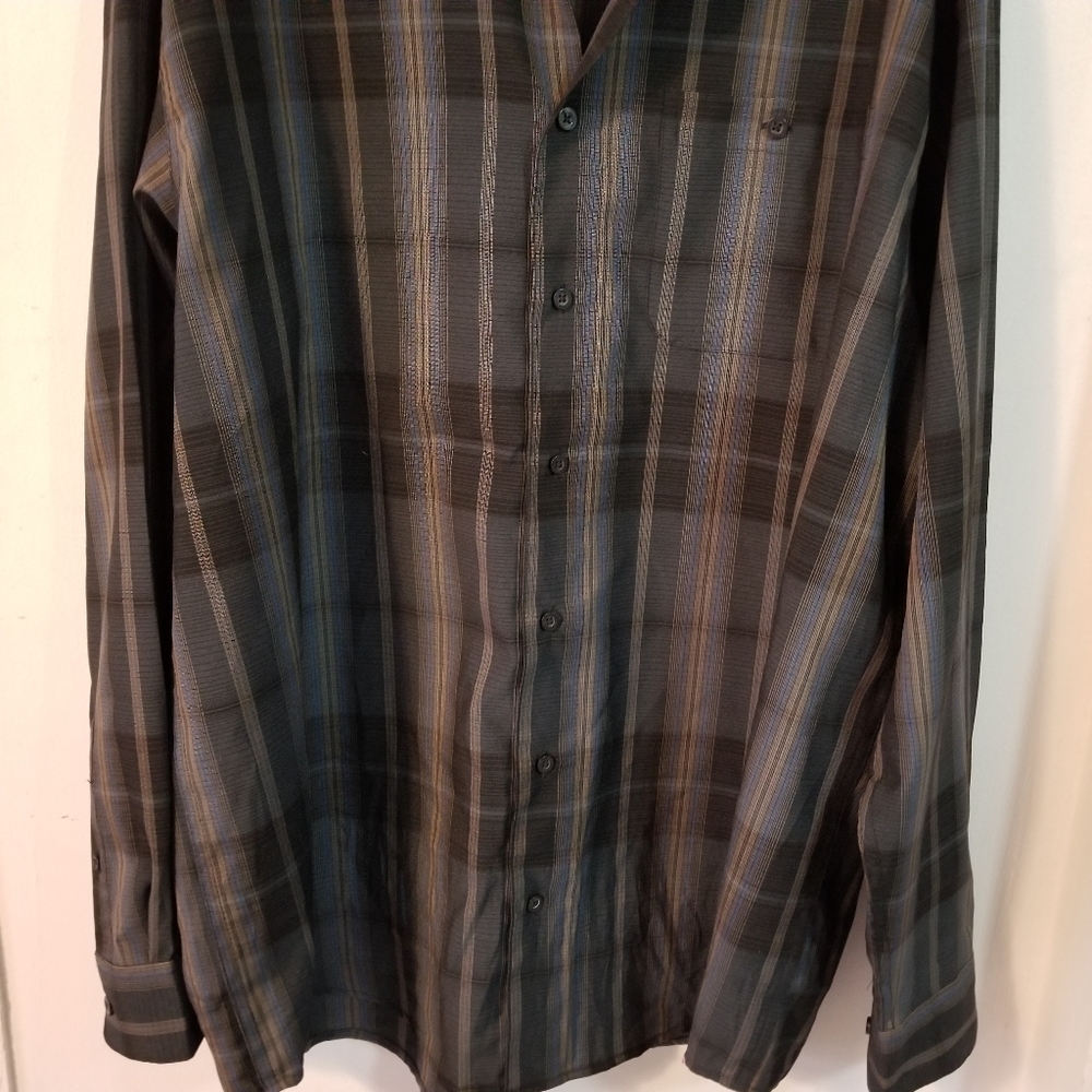 Haggar Plaid Luxury Long Sleeve Button Up - Picture 3 of 8